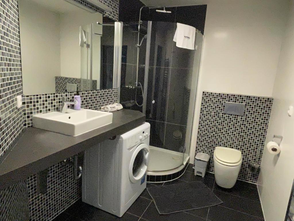Rumako Apartments براغ المظهر الخارجي الصورة